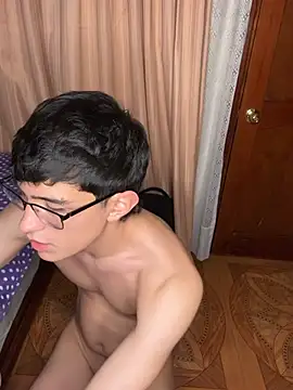 Bryanwild – Naživo XXX chat