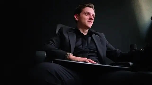 Živý XXX chat FelixStarkk