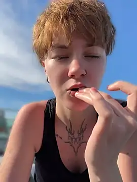 دردشة IceMur الجنسية المباشرة