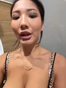 lean_lie8 Show Webcam