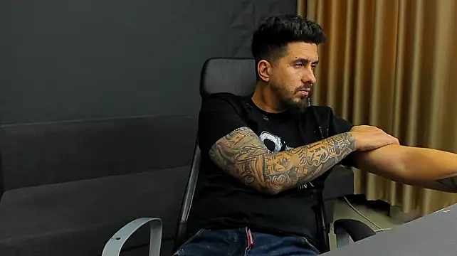 LoganStroud – Naživo XXX chat