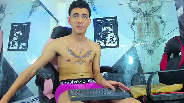 Chat +18 de kai_bormann ao vivo