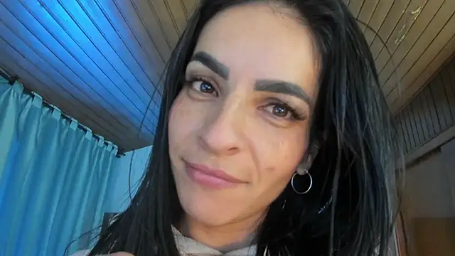 Samantha_Velle - Bit my lip looking at you