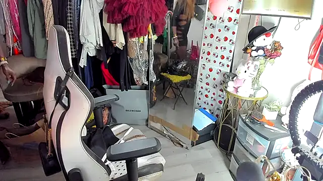 Chatroom XXX en direct de Motherbigbus