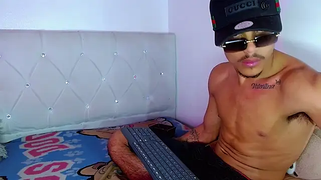 Angel_foxc13 live XXX chat