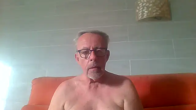 Chat +18 de tuggy59 ao vivo