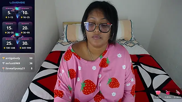 Miajoseph_ - Heyhoney vibe my clit and make me squirt