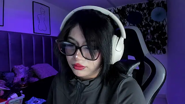 Kitty_Gang - Rub my pussy until it's very wet 🥵💦