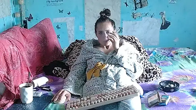 brighteyes77 লাইভ XXX চ্যাট