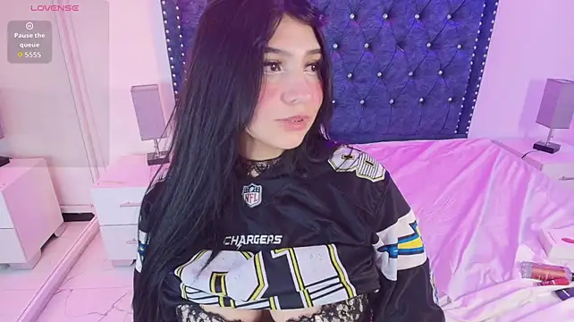 Salem_skyler_'s Live XXX Chat