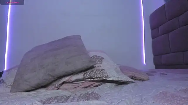 Chatroom XXX en direct de maazikeenx