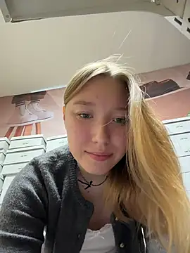 -NaughtyAngel-