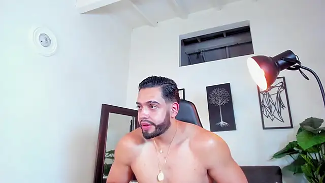 Živý XXX chat Justin_kingX7
