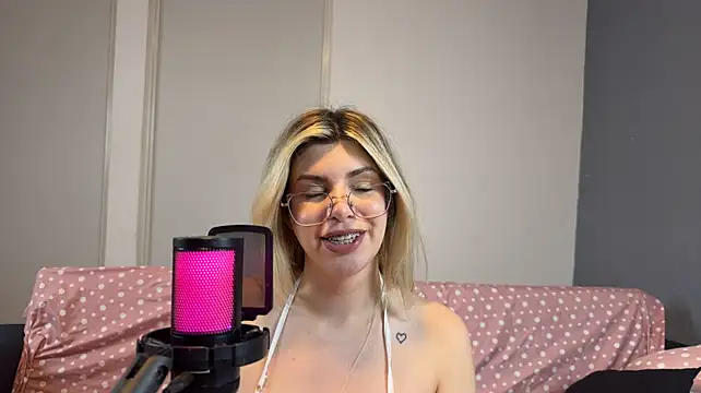 Czat XXX na żywo – analslut001