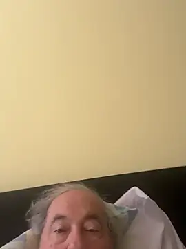 csikar Live XXX-Chat
