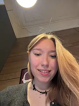 -NaughtyAngel- - spread tight pussy&hard slap swollenCli