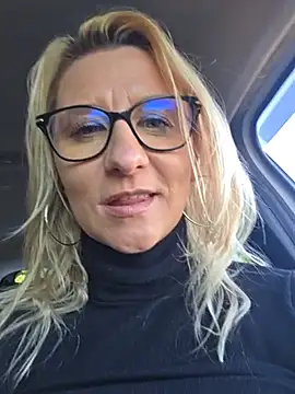 KaylinJan Chat XXX in diretta