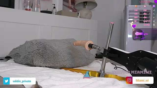 Emma4youuu Adlı Modelin Canlı XXX Sohbeti