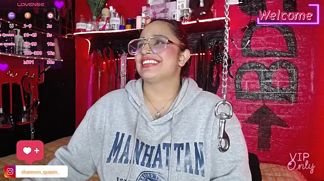 Dark_empire_BDSM - hot wax on my tits 🕯️🔥