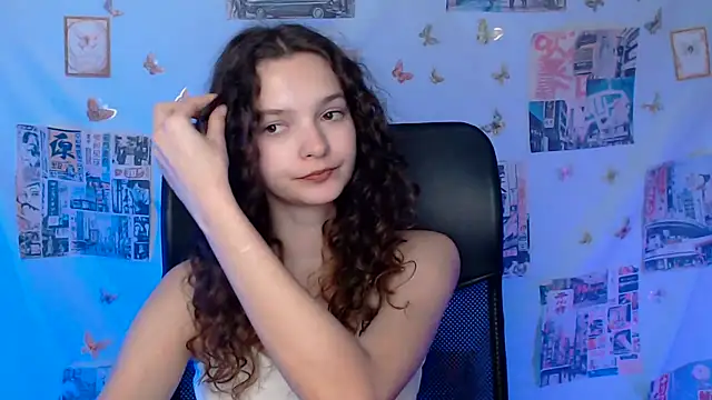 _SusieSu_ Adlı Modelin Canlı XXX Sohbeti
