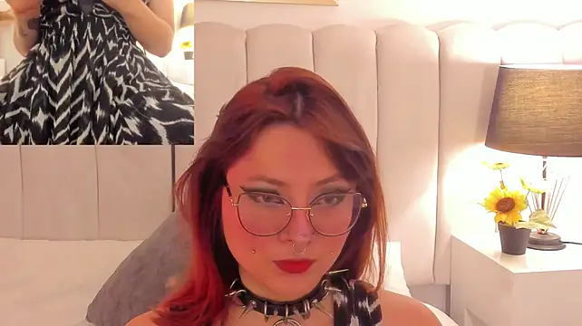 แชท XXX สดของ leah_bloom_
