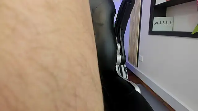 Czat XXX na żywo – Benji23_