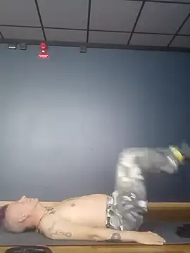 SHARPSkinheadn Live XXX chat