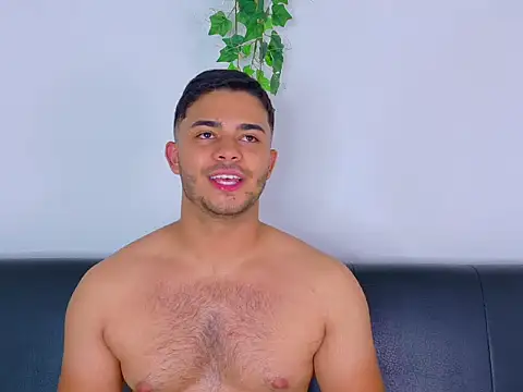 TylerWest_ live XXX chat