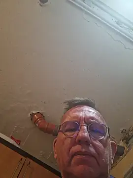 Robotnikm live XXX chat