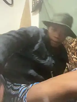 Akaza24's Live XXX Chat