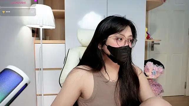 צ'אט XXX בשידור חי של Chan_Chann