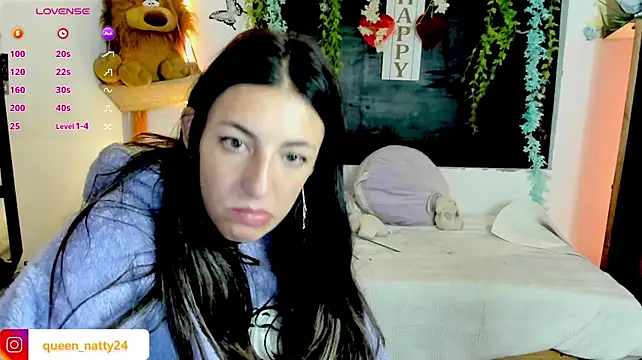 Chat +18 de queen-natty ao vivo