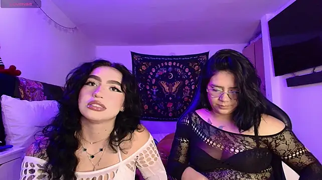 valenor_'s Live XXX Chat