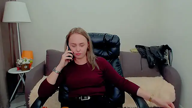 LiluMoon__n Live XXX chat
