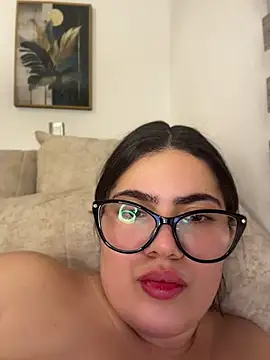 Valenhill@xh's Live XXX Chat