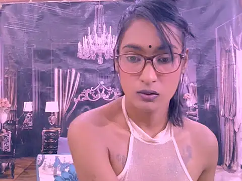Chat XXX en directo de IndianRebel4u2Luv