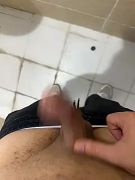 Badooer Adlı Modelin Canlı XXX Sohbeti