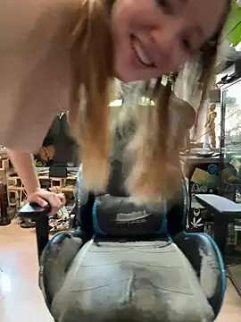 FayeFlame live XXX chat