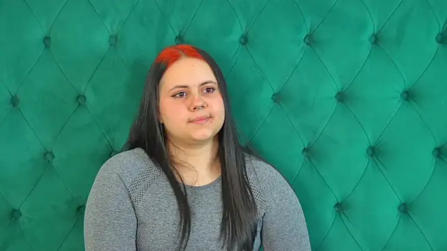 XXX chat uživo modela DaisyHarts