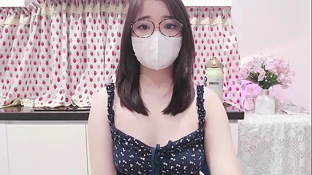 Rinasaki Adlı Modelin Canlı XXX Sohbeti