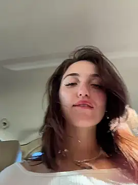 DollyTall's Live XXX Chat
