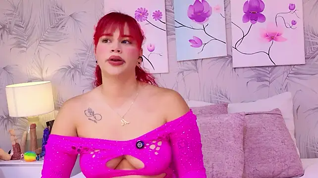 CherryTayloor - Squeeze Nipples 🍒