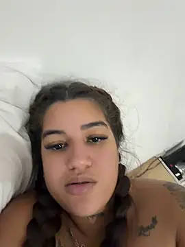Little_Gaby_ élő XXX-chatje