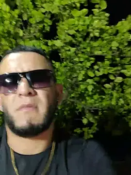 PIGHIGHDIRTY_p0のライブXXXチャット