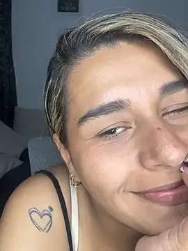 Busty_ass_girl - Flash pussy