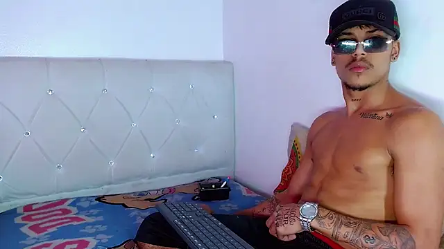 Angel_foxc13 – Naživo XXX chat