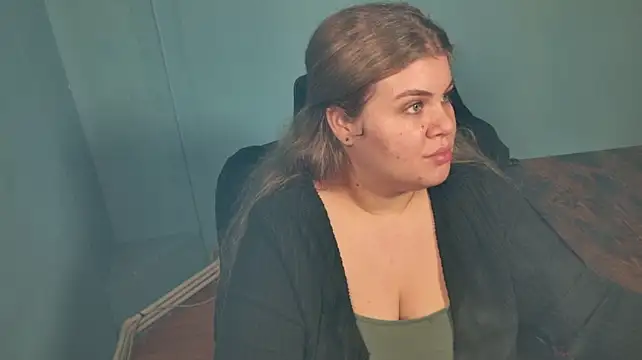 Allyy_baby Chat XXX in diretta