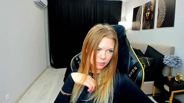 Strawberrye Live XXX Chat
