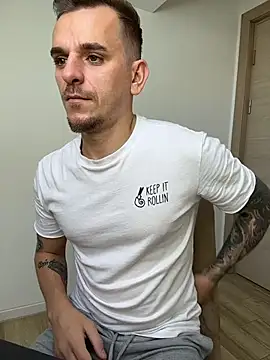 Вебкам-шоу Huge_cock22cm