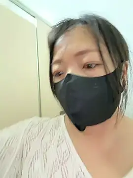 Maomao116 - 超级敏感体质，哥哥们轻一点，会一直喷水喷🐳，特写手指抽插肛门2分钟